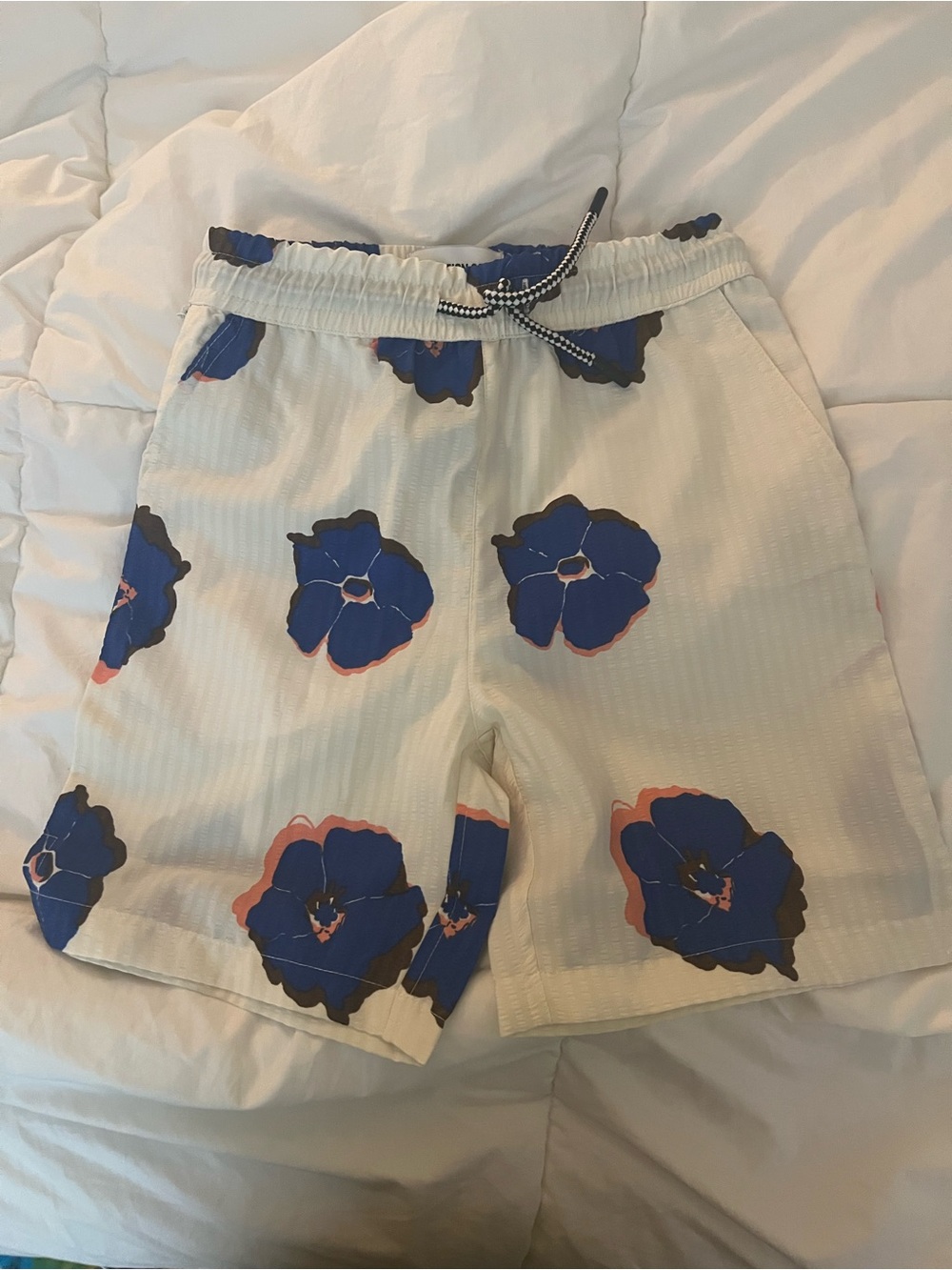 Sovereign Code Cream Shorts with Blue Floral Accents